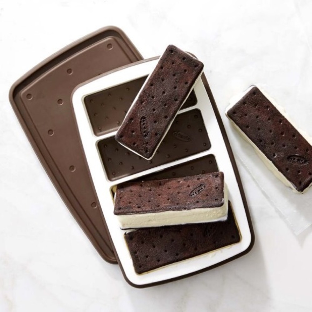 Williams Sonoma Ice Cream Sandwich Maker